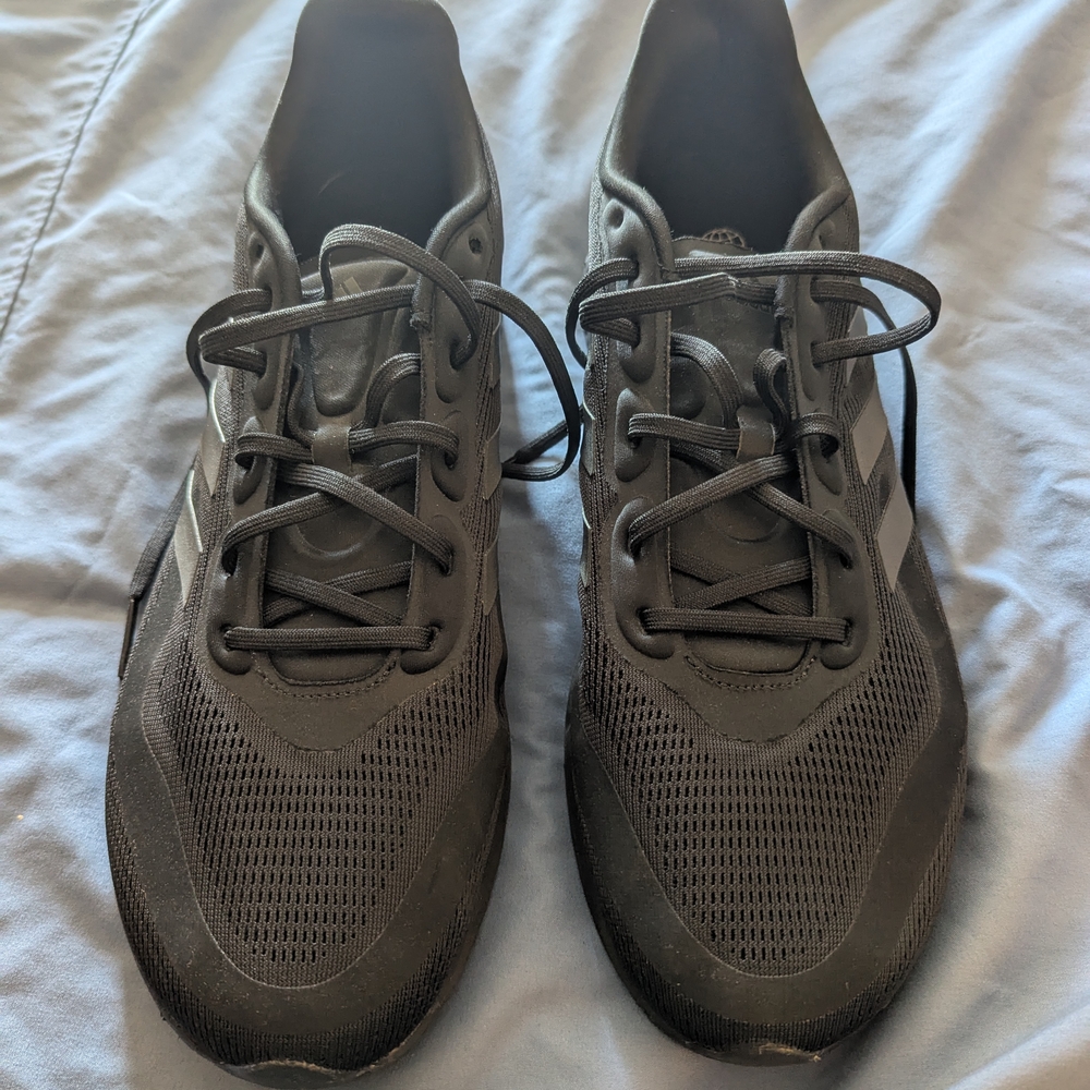 Adidas Gray Athletic Shoes Mesh Upper Performance - Picture 2 of 4